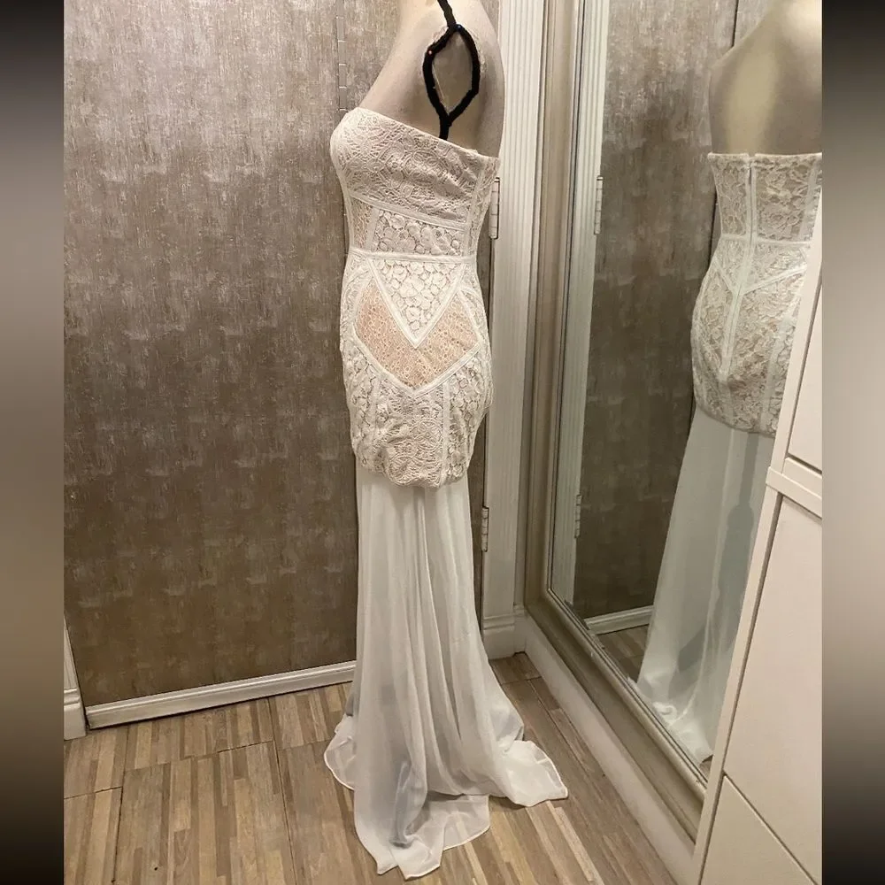 Bcbg Maxazria Elegant White Strapless Lace Dress, US2 - Picture 12 of 14